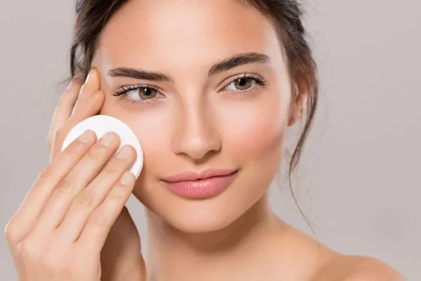 Cách chăm sóc lông mày sau phun lên màu chuẩn đẹp tự nhiên