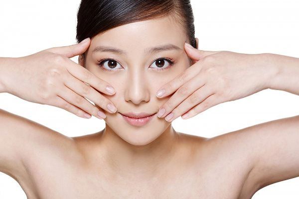 7 cách giảm nếp nhăn quanh miệng hiệu quả tại nhà
