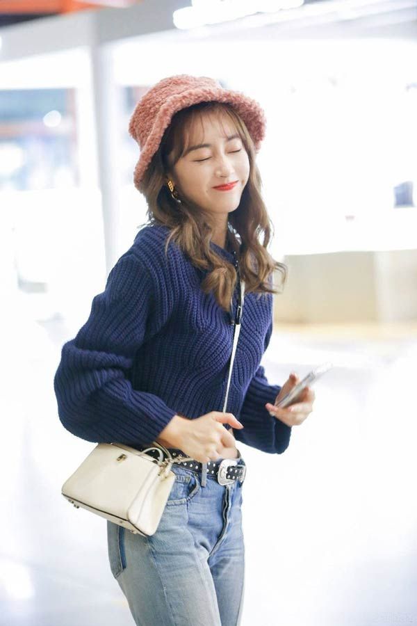 Top 4 cách phối đồ với mũ bucket lông cừu bắt trend idol