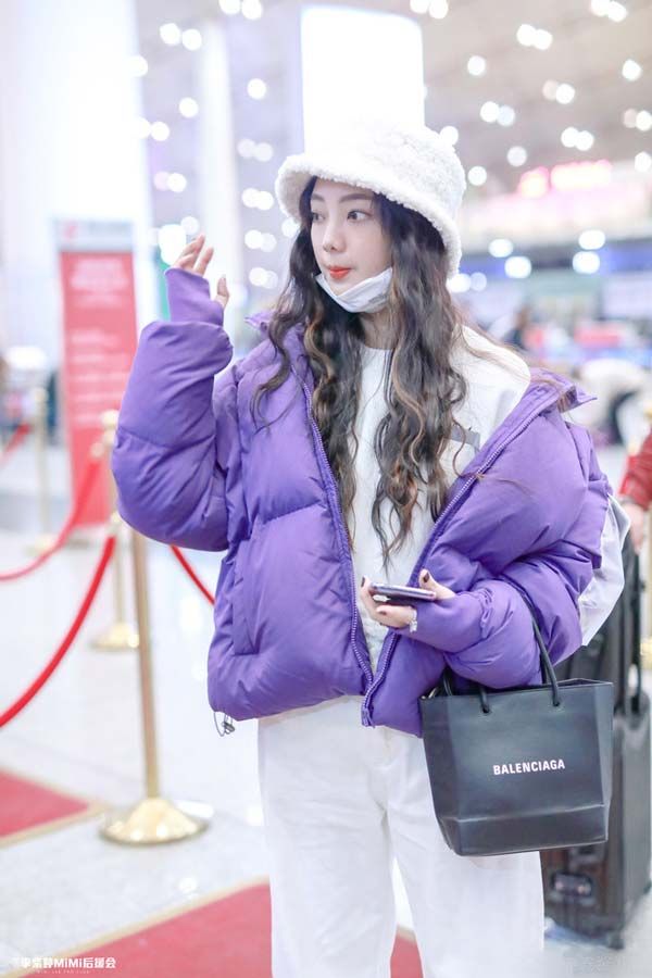 Top 4 cách phối đồ với mũ bucket lông cừu bắt trend idol