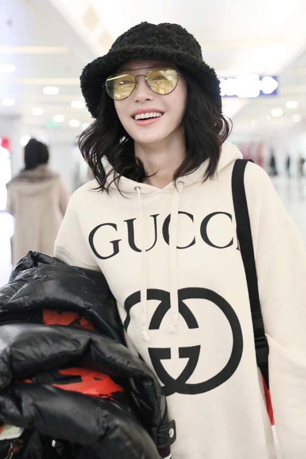 Top 4 cách phối đồ với mũ bucket lông cừu bắt trend idol