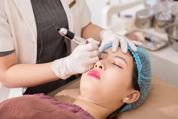 Cách chăm sóc lông mày sau phun lên màu chuẩn đẹp tự nhiên