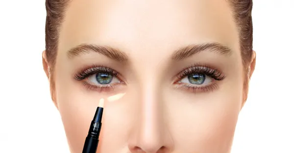 Hướng dẫn cách đánh highlight từ các chuyên gia makeup nổi bật