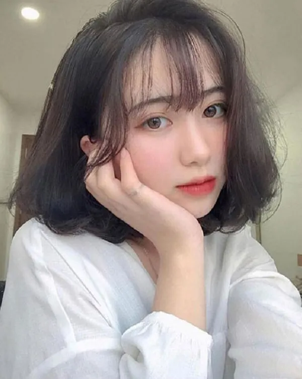 Top 16 kiểu tóc ngang vai mái thưa cứ cắt là đẹp cho mọi khuôn mặt