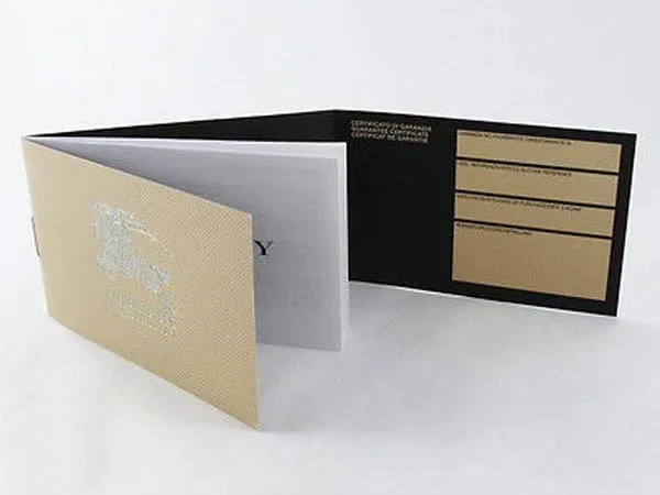 Top 18 mẫu mắt kính Burberry chính hãng cực sang hợp với mọi gương mặt