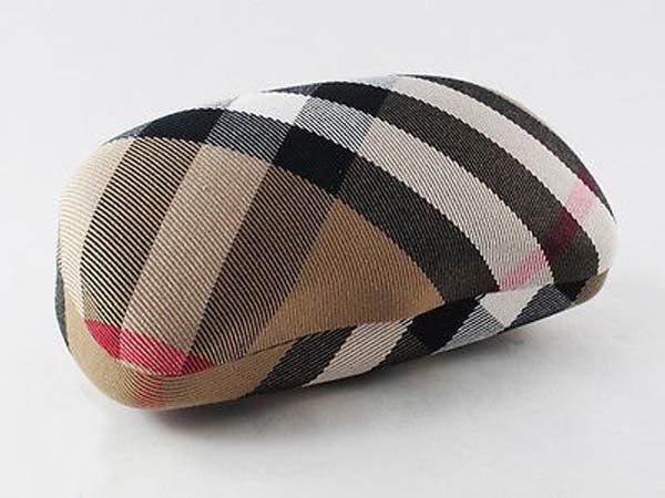 Top 18 mẫu mắt kính Burberry chính hãng cực sang hợp với mọi gương mặt