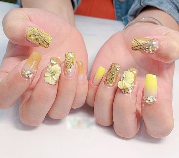 Gợi ý 17+ Mẫu móng tay đẹp chơi Tết 2025 vừa đẹp vừa sang