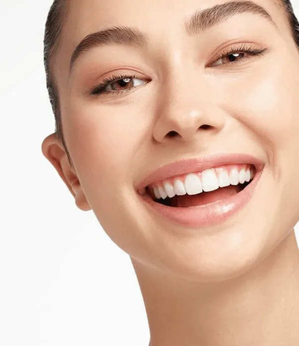 Miếng dán trắng răng có tốt không? Top 5 miếng dán trắng răng bán chạy