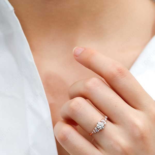 Nhẫn Morina ADELA N0003 Màu Vàng Hồng 18K Đính Đá Size 14.5 - Trang sức - Vua Hàng Hiệu