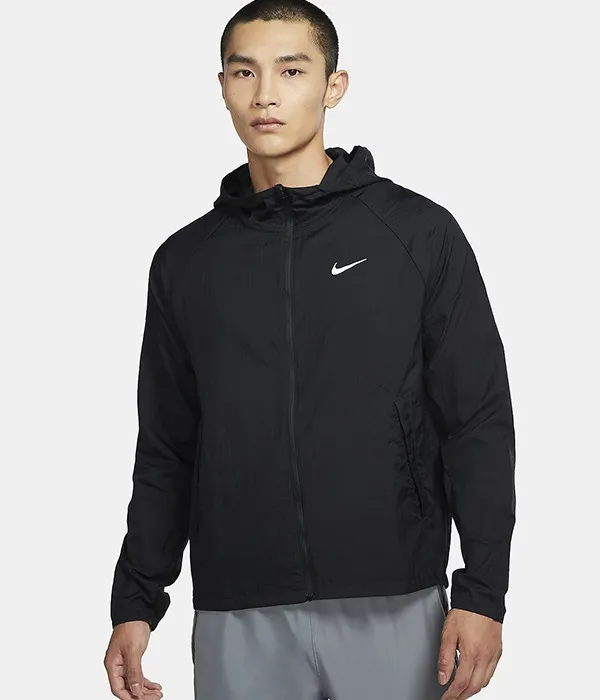 Top 16 mẫu áo khoác Nike vừa đẹp vừa chất cho tín đồ thời trang