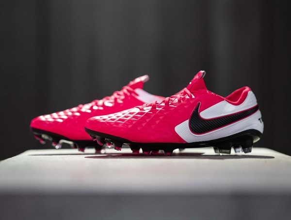 Top 20+ mẫu giày đá bóng Nike trendy được giới chuyên môn đánh giá cao