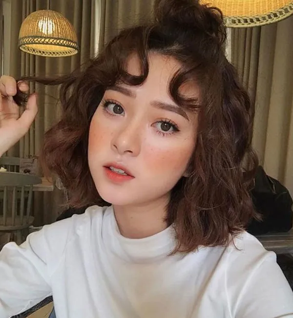 Top 10 kiểu tóc cho nữ mặt dài che khuyết điểm hoàn hảo