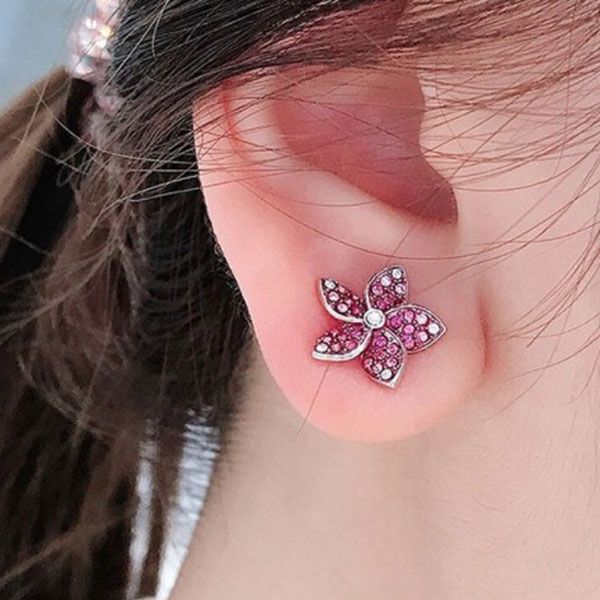 Chỉ còn 1 ngày để nhận Voucher Giảm giá Shopping Day 12.12 trên Vua Hàng Hiệu 5