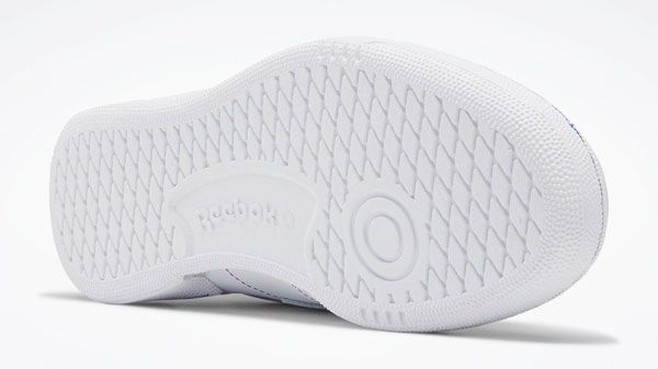 Bape & Reebok sẽ cùng nhau phát hành 2 mẫu giày thế thao mới năm 2025 - 18