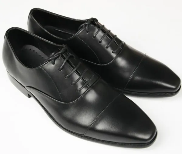 Giày Oxford là gì? Hướng dẫn phối đồ với giày Oxford nam sang trọng