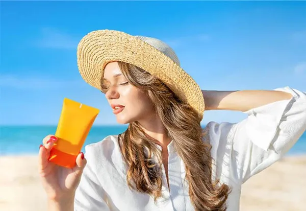 Review top 4 kem chống nắng SVR đỉnh vượt trội về độ cao định phải thử mùa này - 1