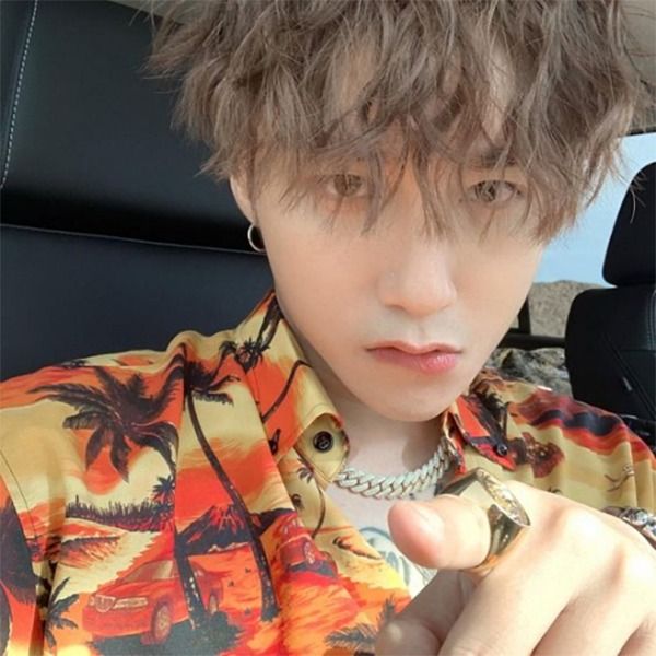 Top 15+ kiểu tóc mohican đẹp không cần vuốt phù hợp với mọi gương mặt