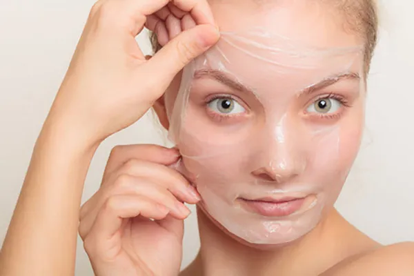 Peel da là gì có tốt không? Chăm sóc da sau peel hiệu quả