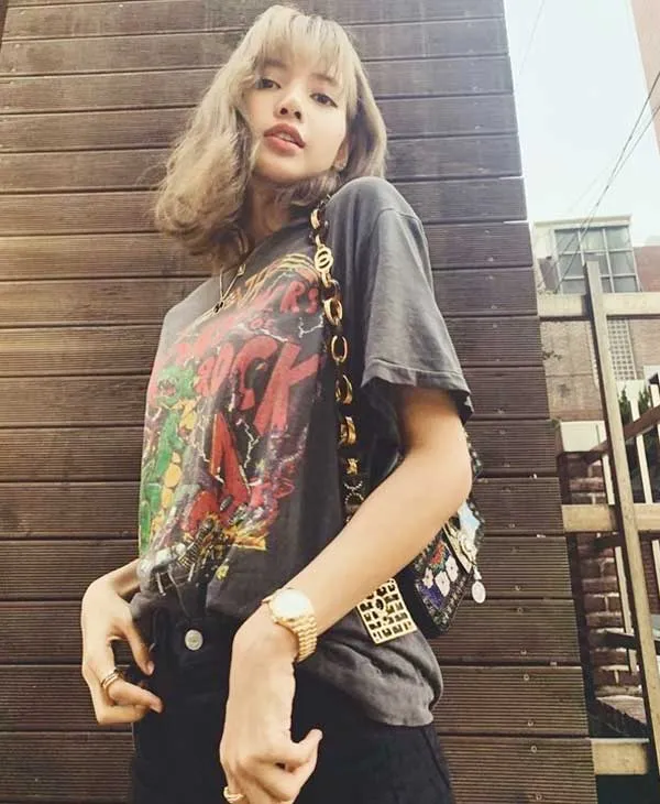 Top 6 phong cách thời trang của Lisa Blackpink lộng lẫy và cool ngầu 19