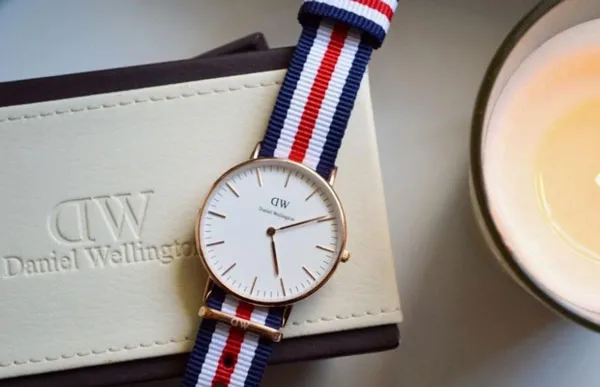 Top 11 mẫu đồng hồ làm quà valentine cho bạn trai bộ đội ý nghĩa 10