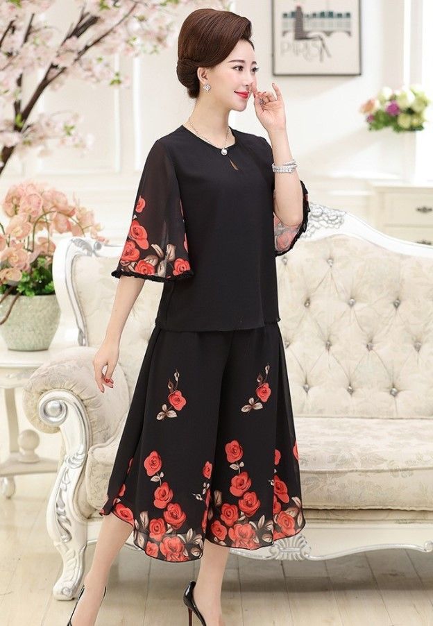 Top 6 xu hướng thời trang tuổi trung niên u50 quý phái và trẻ trung
