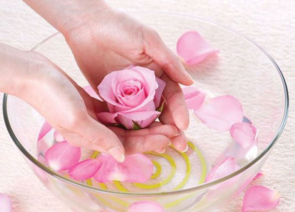 Top 10 cách tẩy tế bào chết môi căng bóng tại nhà