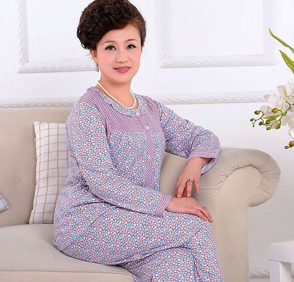 Top 6 xu hướng thời trang tuổi trung niên u50 quý phái và trẻ trung