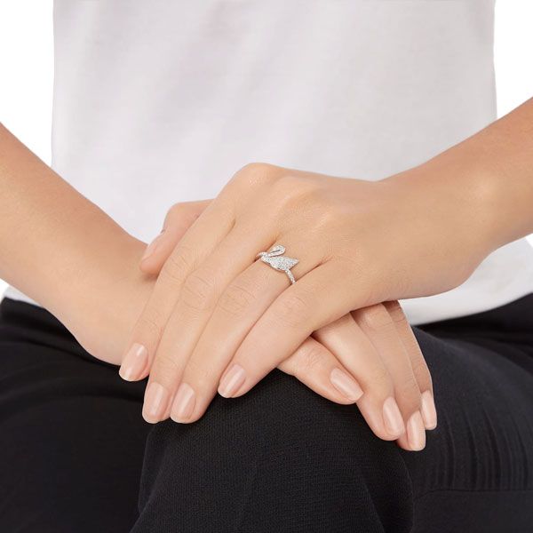 Gợi ý 10 bộ trang sức đẹp và sang tặng nàng ngày 8/3 - 2