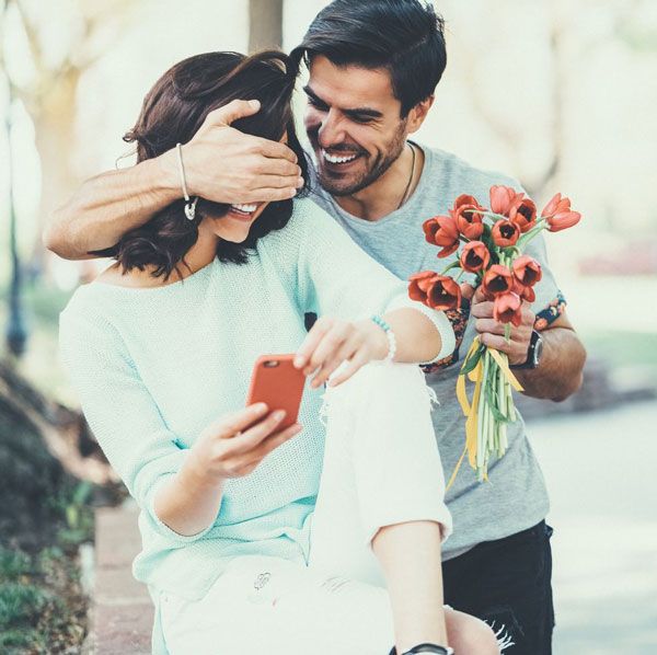 100+ Caption Valentine ngọt ngào, dễ thương, hài hước rất hay 2025