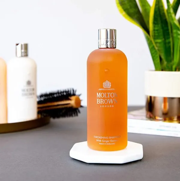 Top 9 dầu gội đầu thơm lâu như spa được yêu rất thích 2025