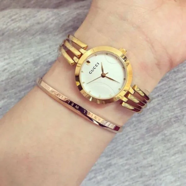 Top 10 mẫu đồng hồ Gucci nữ mặt tròn sang chảnh 2025