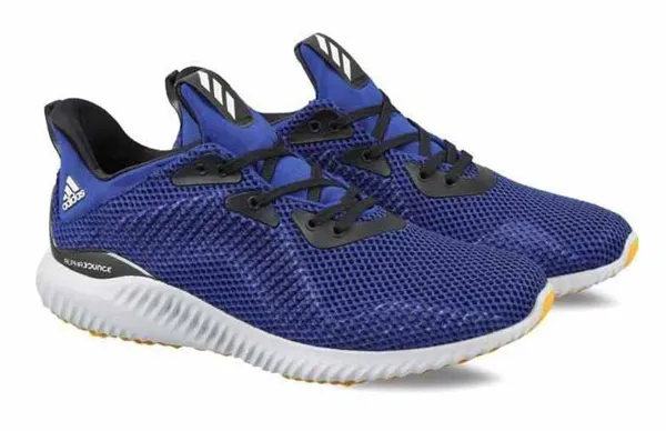 Top 13 mẫu giày đánh cầu lông Adidas êm chân đáng mua 2025