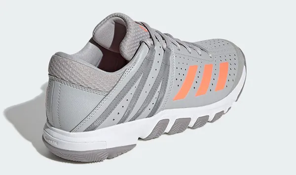 Top 13 mẫu giày đánh cầu lông Adidas êm chân đáng mua 2025