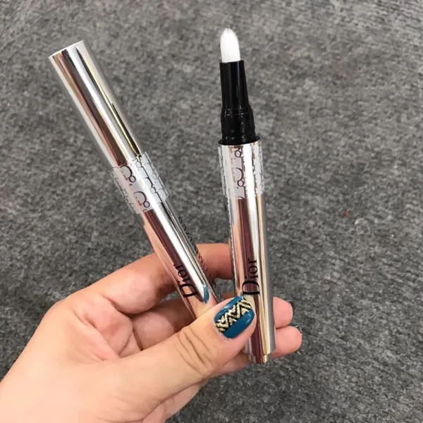 Concealer là gì? Review 9 loại Concealer che phủ chất lượng tốt cho da nhiều khuyết điểm