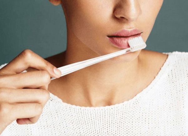 9+ tips làm môi mỏng hình trái tim tại nhà rất đơn giản