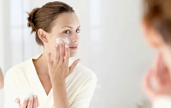 Top 19 sản phẩm skincare cho da dầu mụn lỗ chân lông to được nhiều khách hàng yêu thích