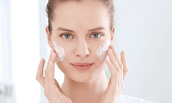 Top 11+ sữa rửa mặt PH 5.5 dịu nhẹ thân thiện với làn da cho da khô