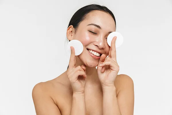 Top 11 loại tẩy trang mắt môi được nhiều khách hàng yêu thích cho nàng mê makeup - 11