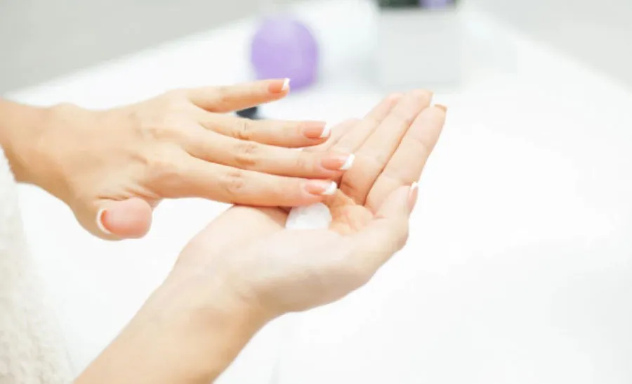 10 cách dưỡng móng tay dài và cứng hiệu quả trong 3 ngày