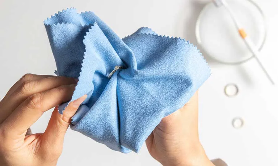 Top 12 cách làm trắng sáng trang sức bạc bị đen xỉn màu