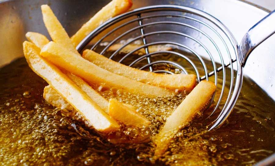 Chế độ ăn uống cho da bị mụn: Nên ăn gì và không ăn gì?