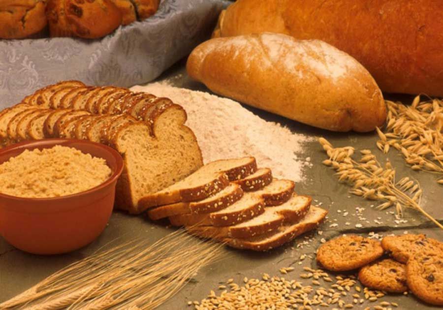 Chế độ ăn uống cho da bị mụn: Nên ăn gì và không ăn gì?