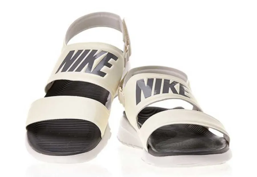 Top 8 dép sandal nam công sở cao cấp quan tâm nhiều hiện nay