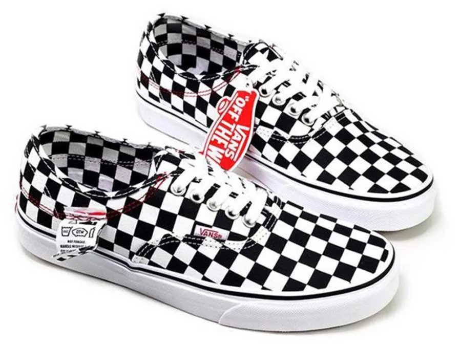 Top 7 đôi giày Vans kẻ caro chính hãng rất dễ phối đồ