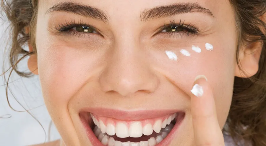 Top 5 kem trị bọng mắt được nhiều khách hàng yêu thích xóa tan nỗi lo “mắt buồn”
