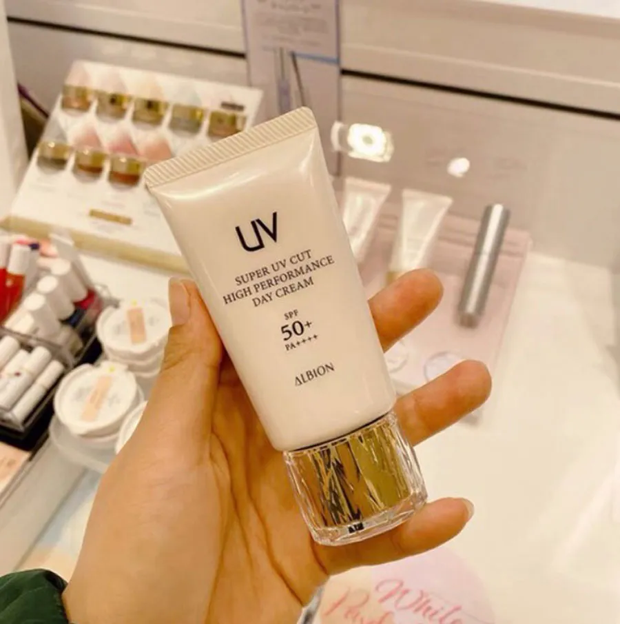 13 mỹ phẩm Albion được ưa chuộng 4