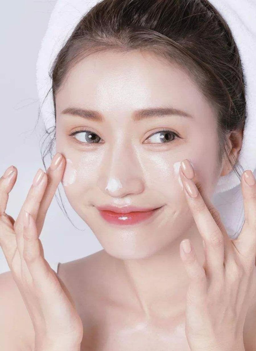 Niacinamide và B5 cái nào dùng trước? Cách kết hợp Niacinamide và B5 hiệu quả