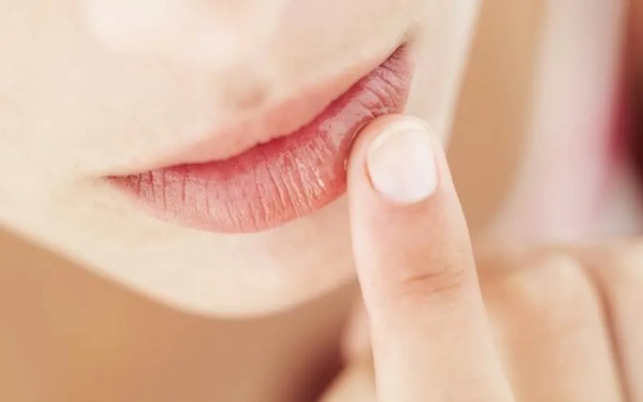 Vì sao son lên môi không đúng màu? 5 bước tô son lên màu chuẩn đẹp