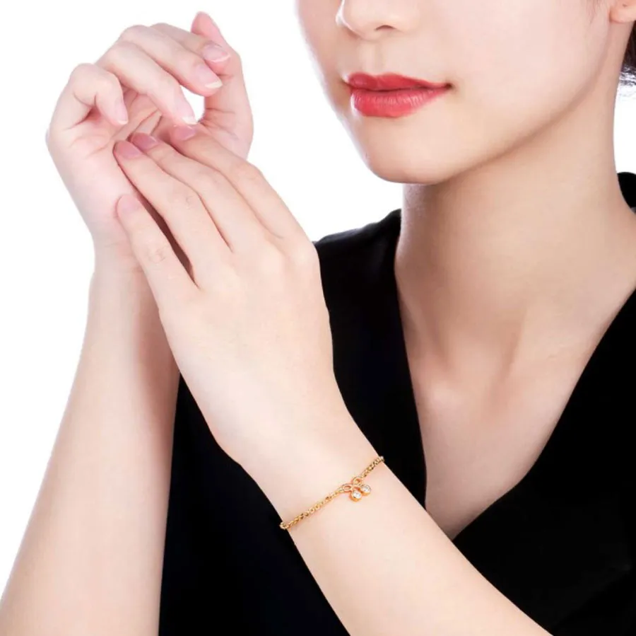 9+ vòng đeo tay vàng 18k nữ mẫu mới được yêu rất thích