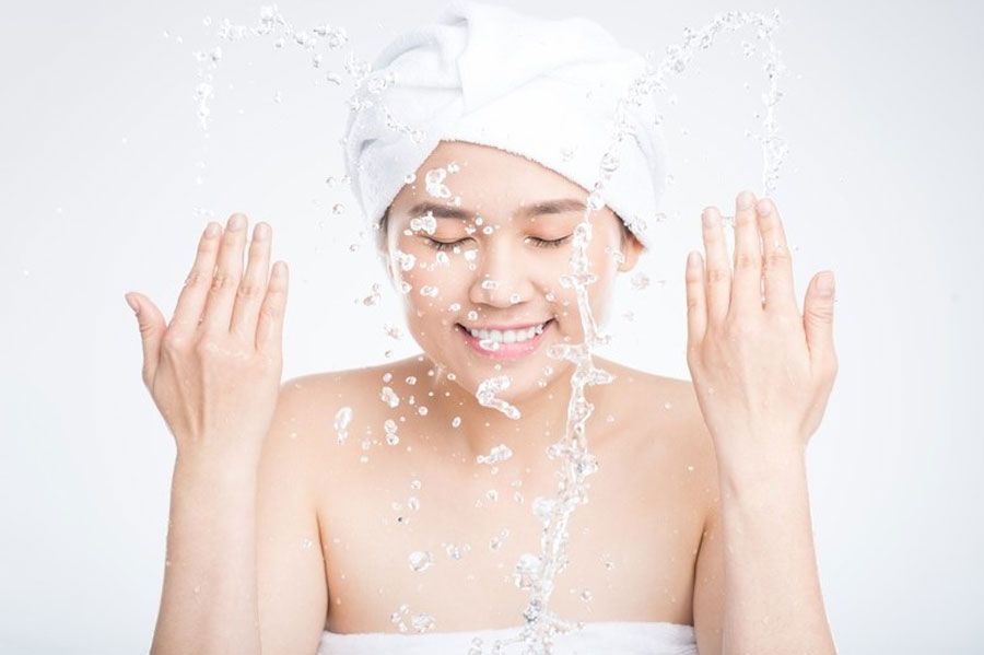 4 bước rửa mặt bằng sữa tươi không đường cho da trắng mịn miễn chê - 1